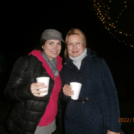 Vyráběli jsme adventní věnce a rozsvěceli stromek